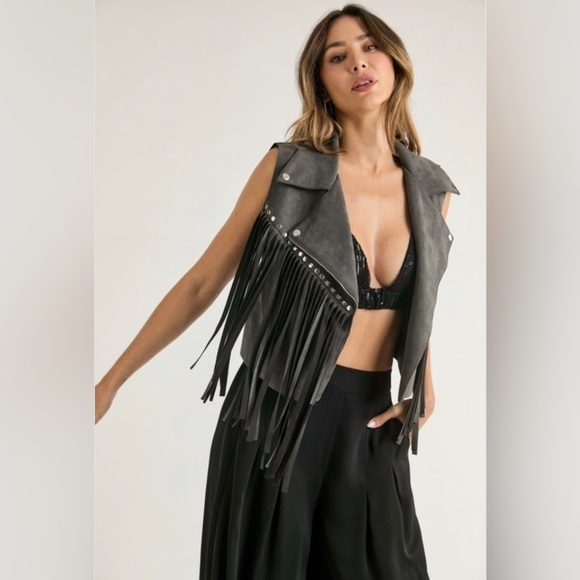 FRINGE RIDER VEST - Picture 2 of 7